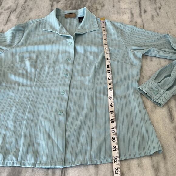 Laura Scott Petite Blue Silky Pinstripe Blouse Size 8P Office Dress Casual - Picture 8 of 8